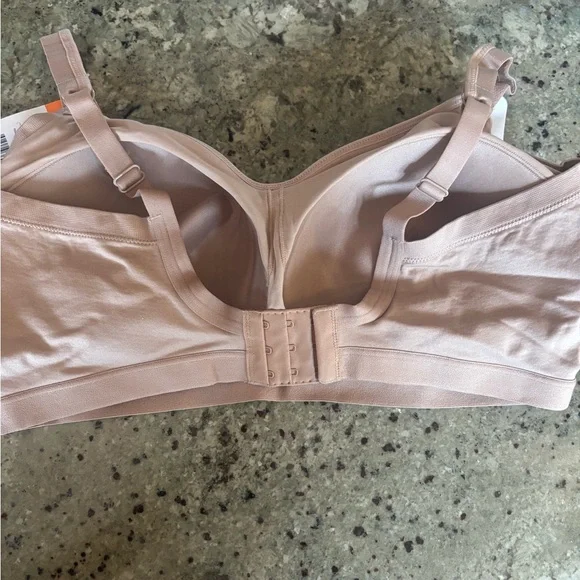 Warner’s NEW wireless smoothing bra, size 2XL - Picture 6 of 6